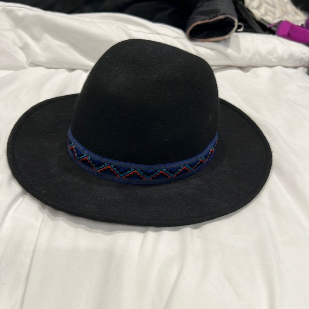 Felt hat